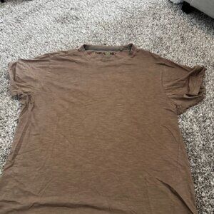 Free Planet Mens XL Brown Tee